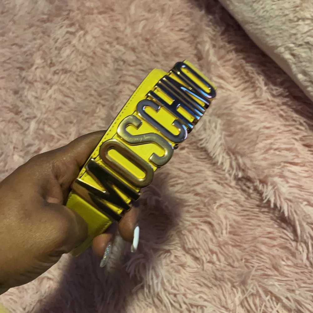 Moschino belt